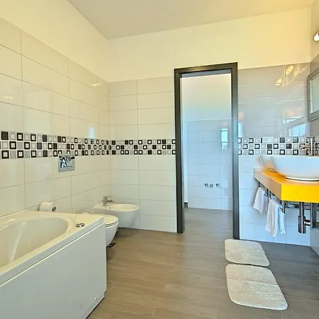 Vale Holiday home Karojba
